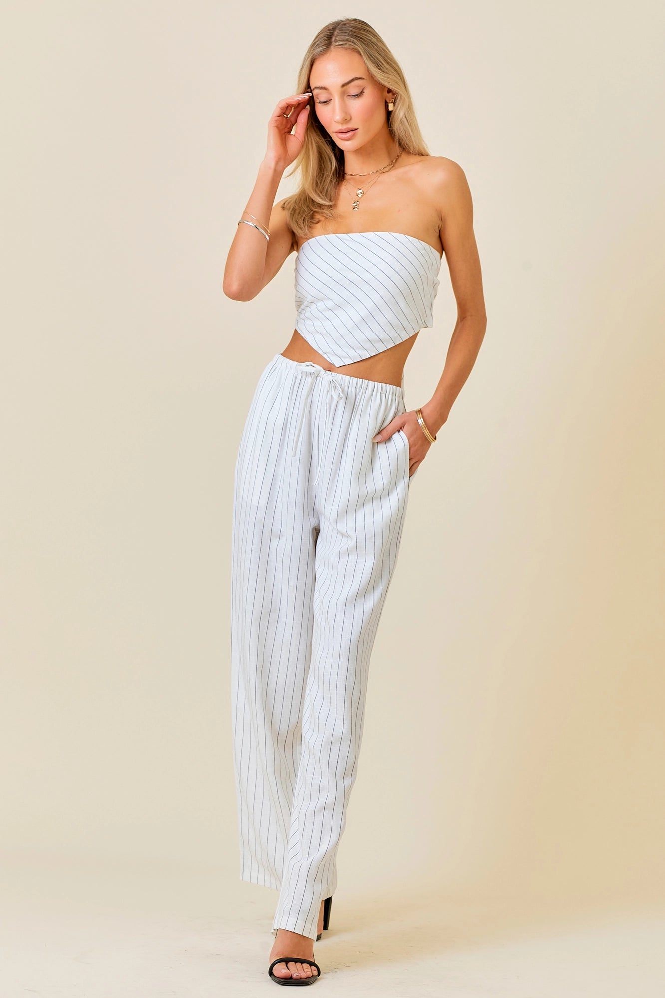 The Hamptons Striped Linen Set (White)