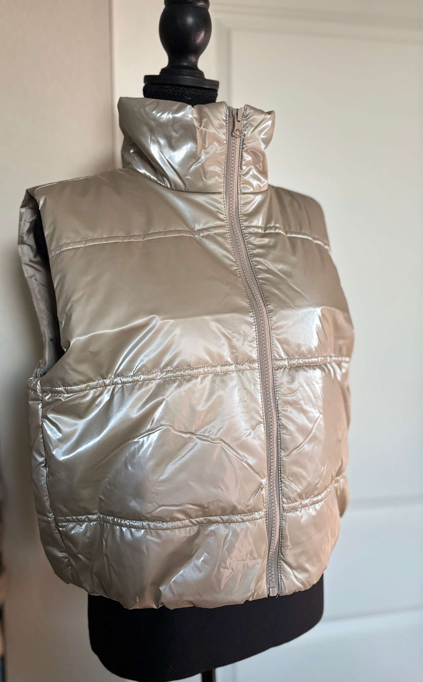Sierra Shiny Puffer Vest ( Beige)