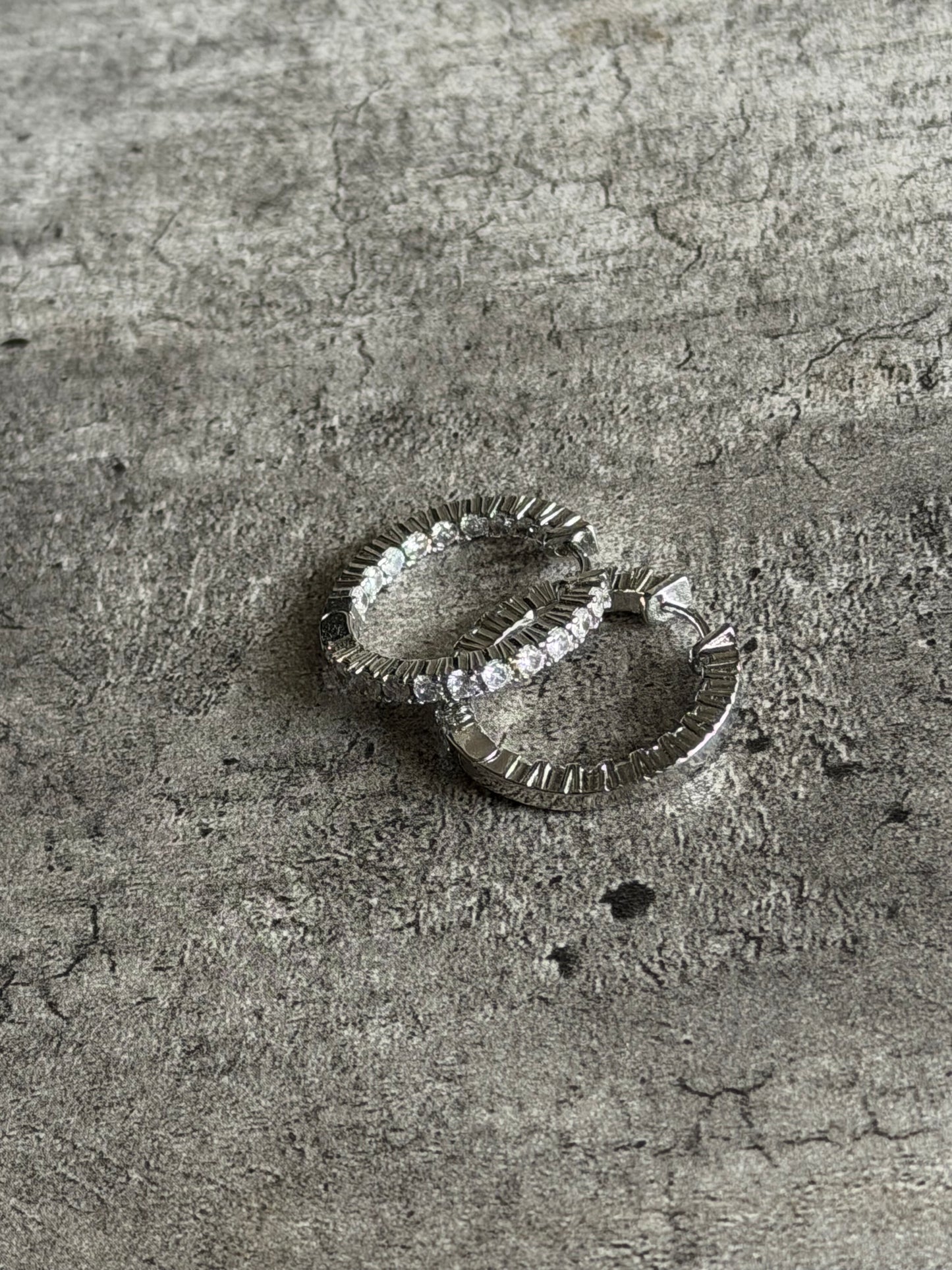 'You Remind Me' Rhinestone Hoop Earrings (Silver)