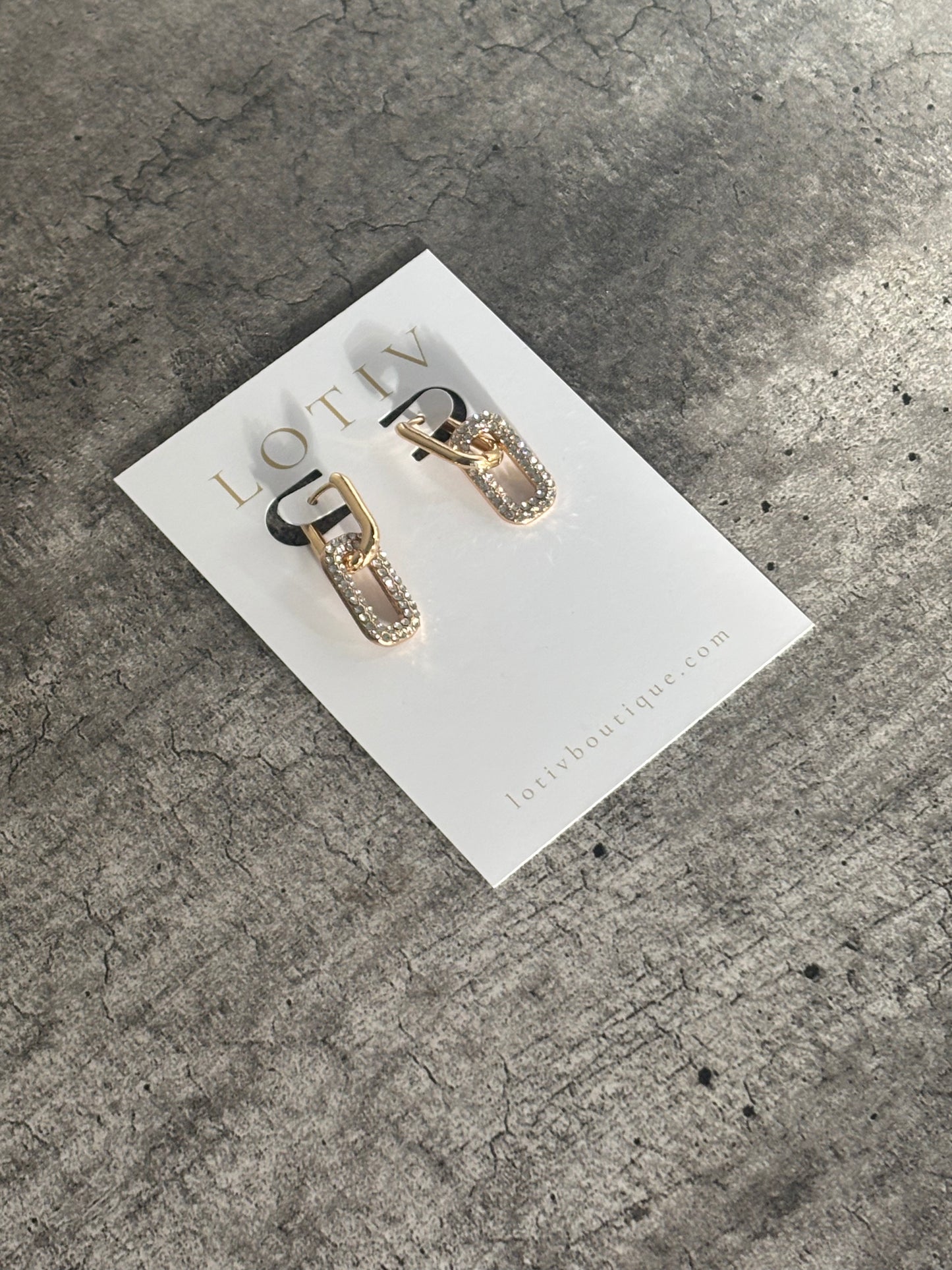 Davies Chain Drop Earrings (Gold)