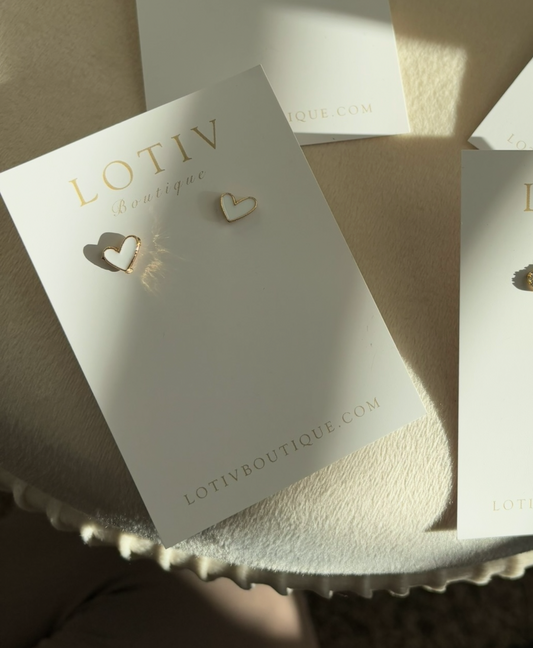 Lover Heart Earring Stud (White & Gold)