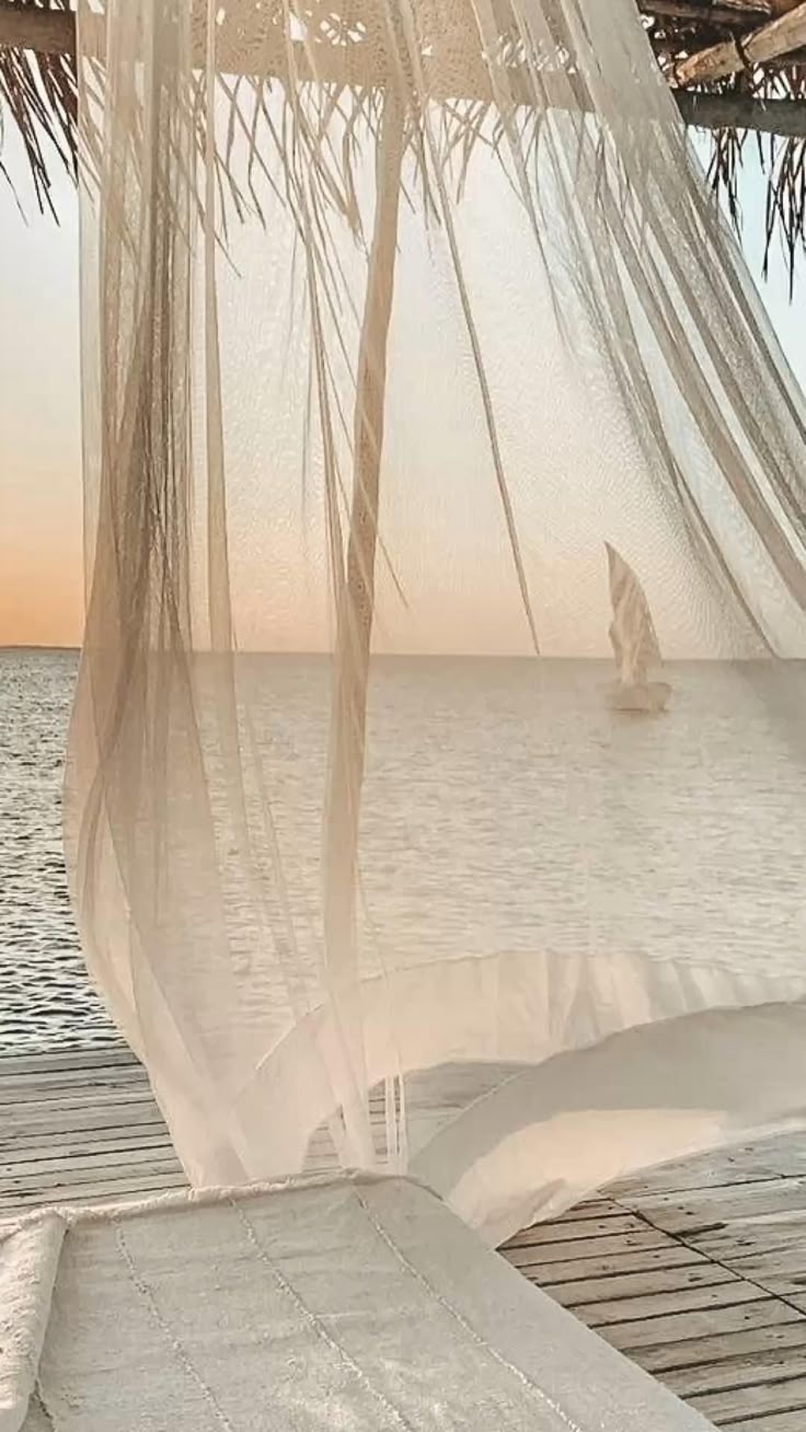 Coastal Chic: Limited Edition