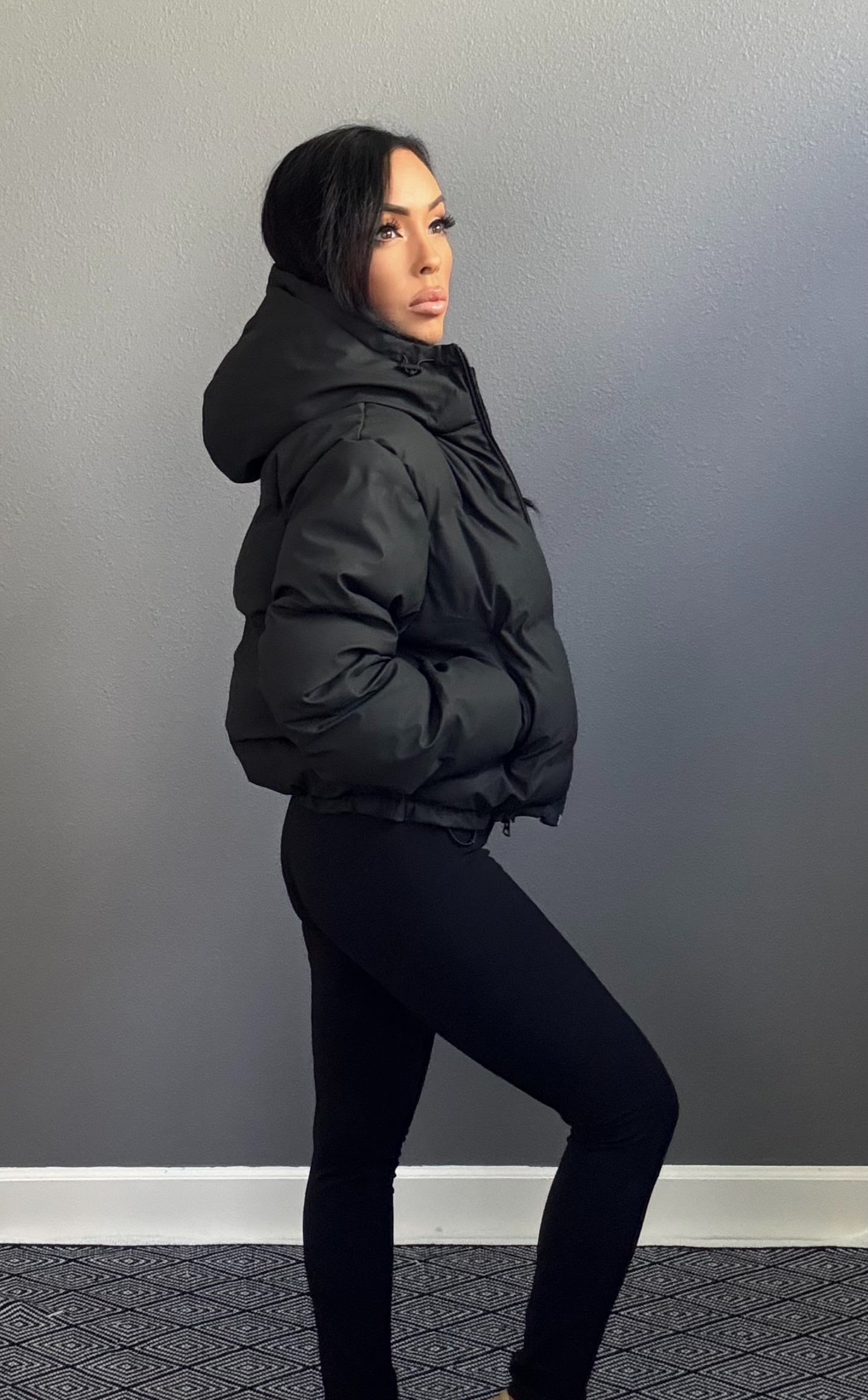 LAURAL LEE HOODED PUFFER (BLACK)