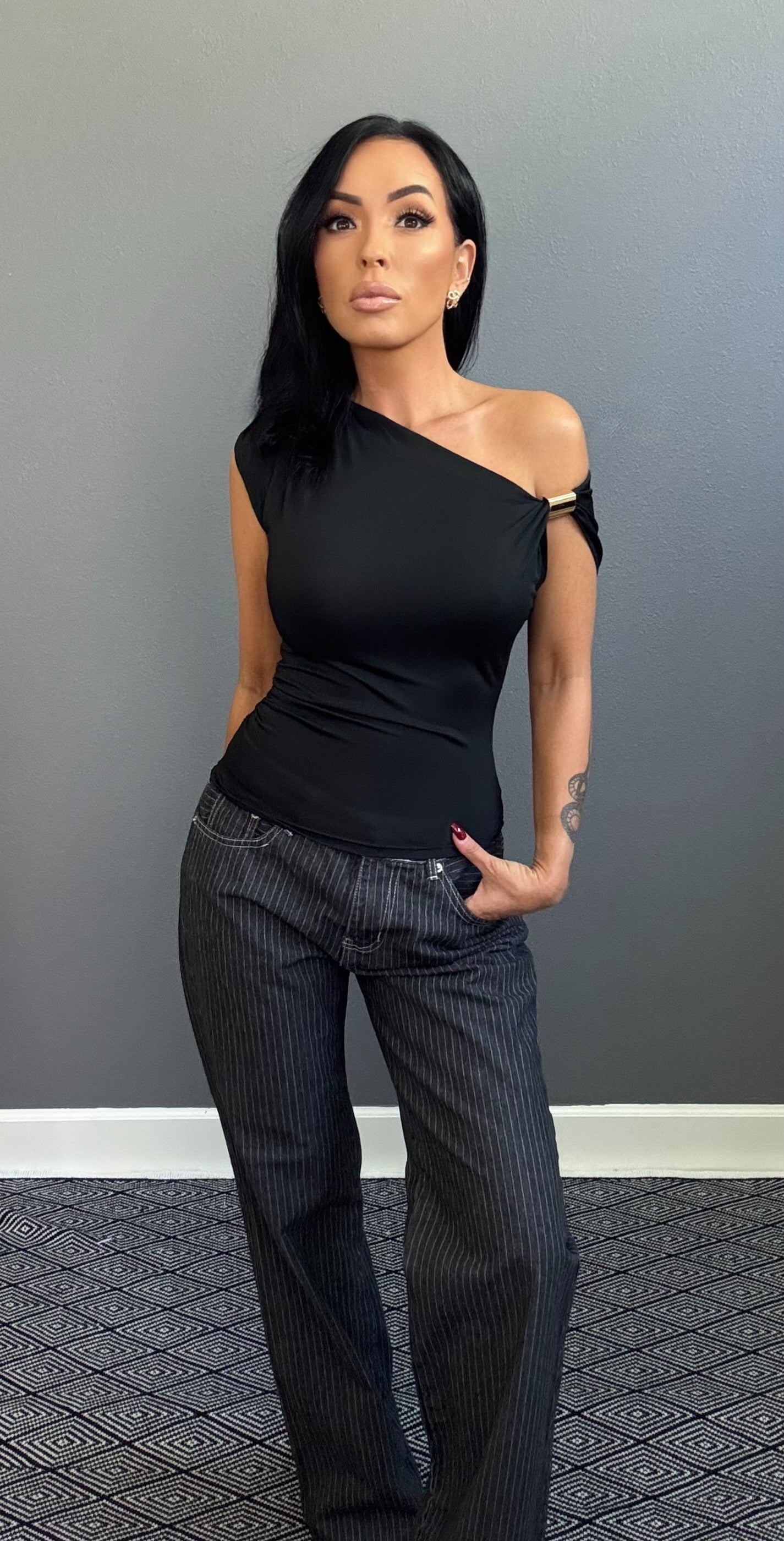 ABBY EMBELLISHED ASYMMETRICAL TOP (BLACK)