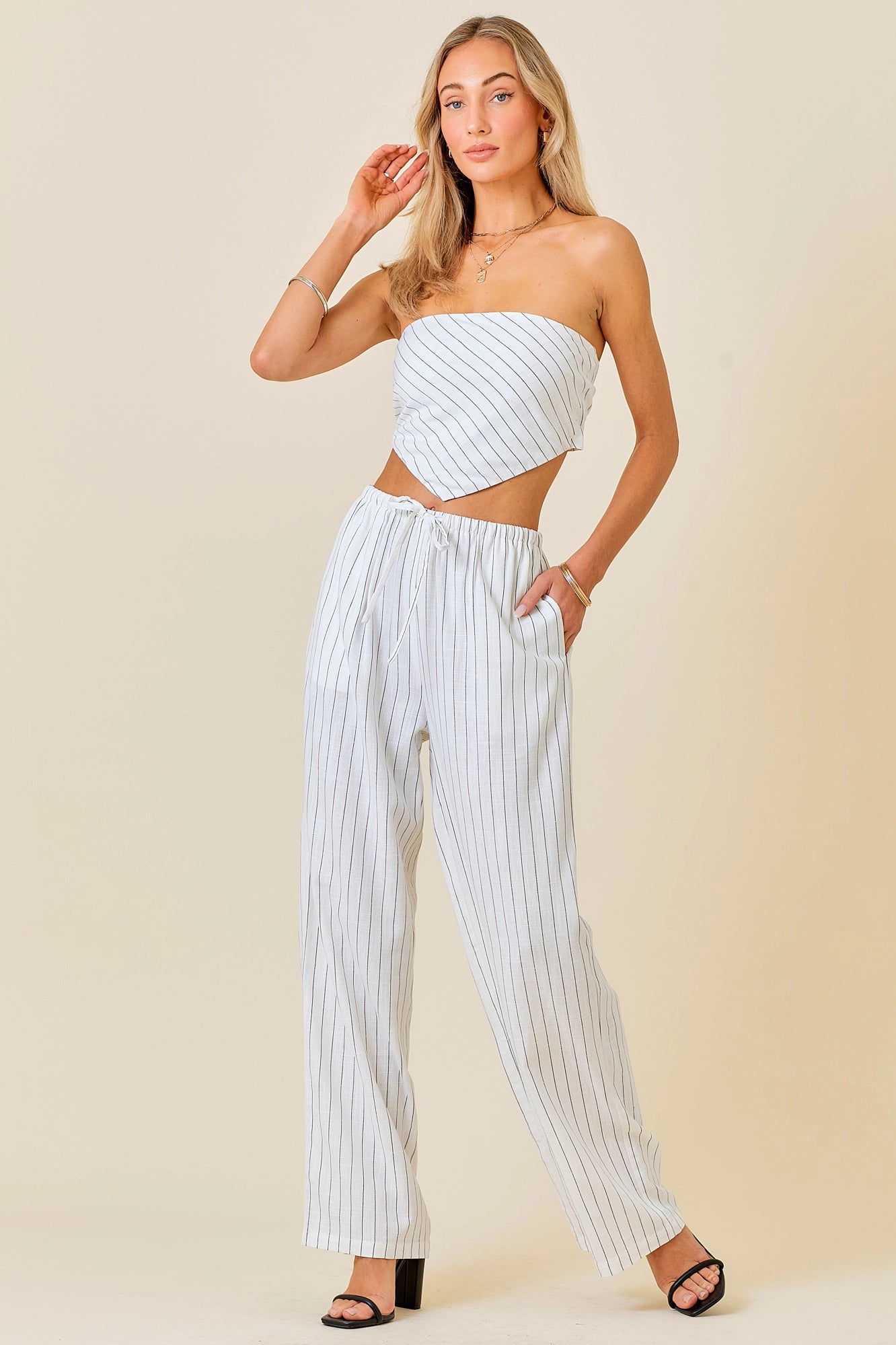 The Hamptons Striped Linen Set (White)