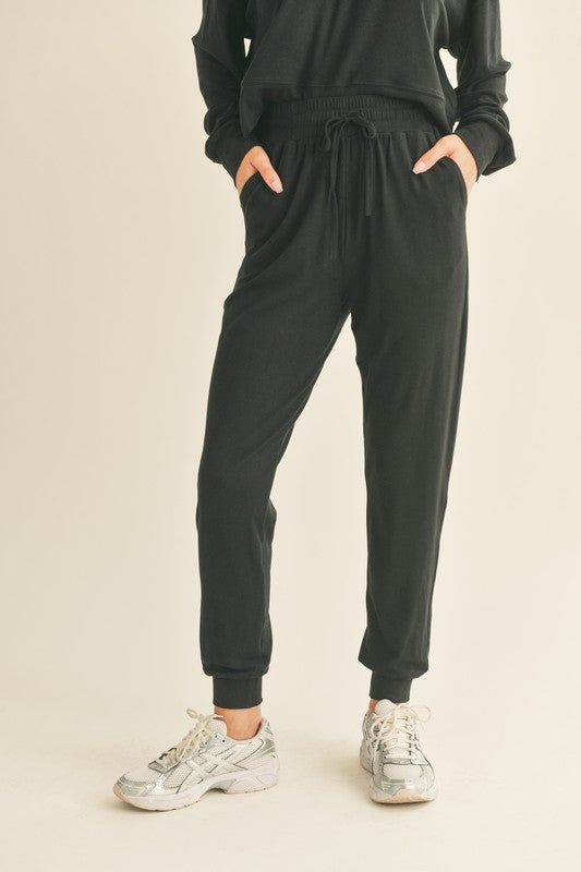 Soft Touch Relaxed Fit Joggers (Black)