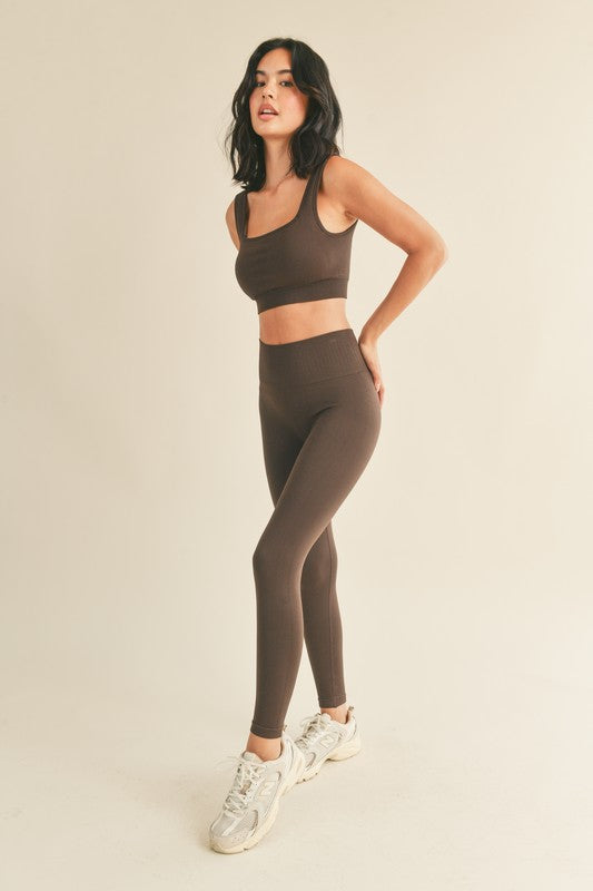 Chocolate Brown Textured Athletic Matching Set (Brown)