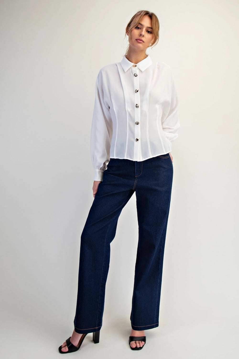 The Anaiis Fitted Button Up Blouse (White)