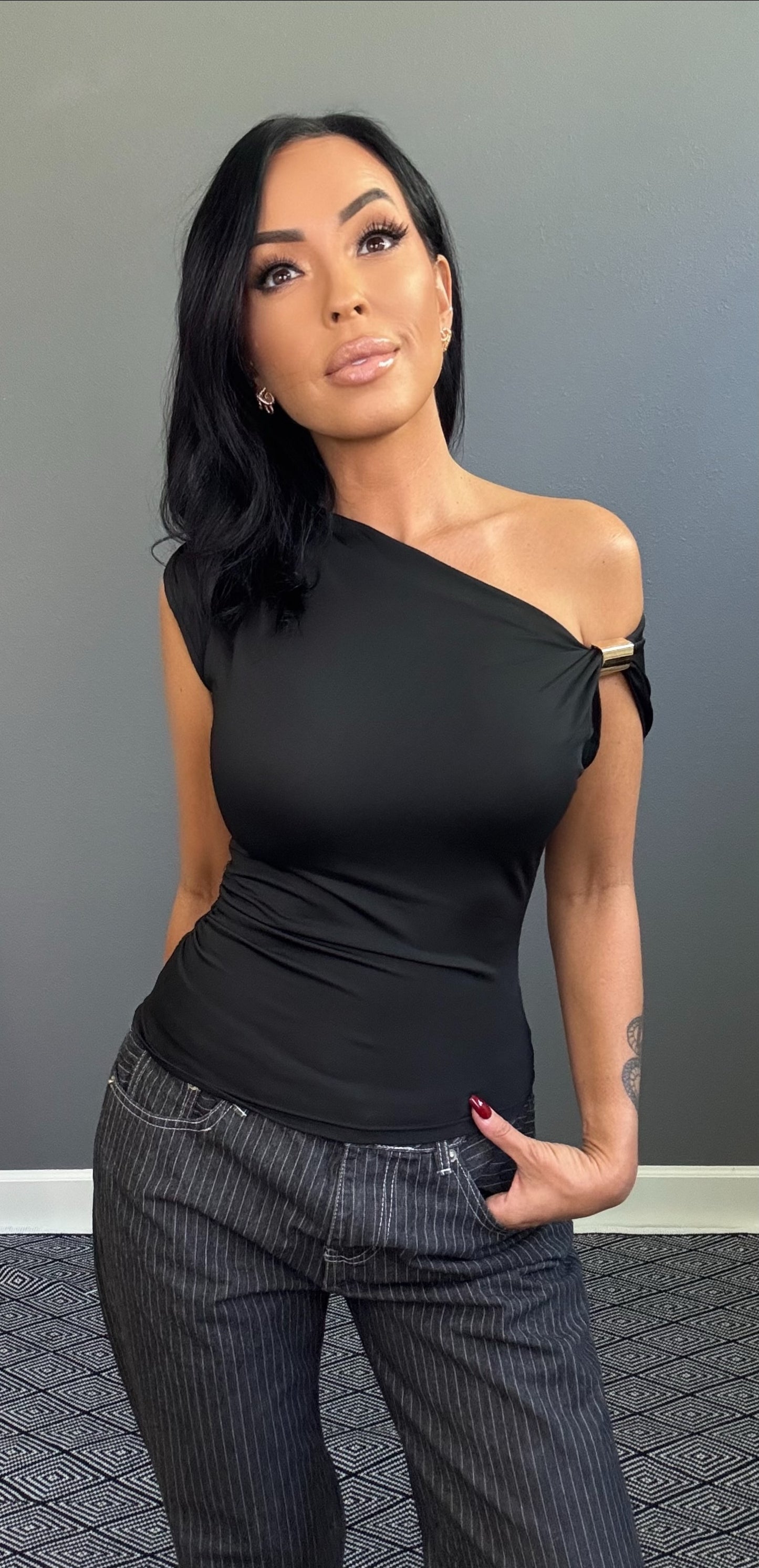 ABBY EMBELLISHED ASYMMETRICAL TOP (BLACK)