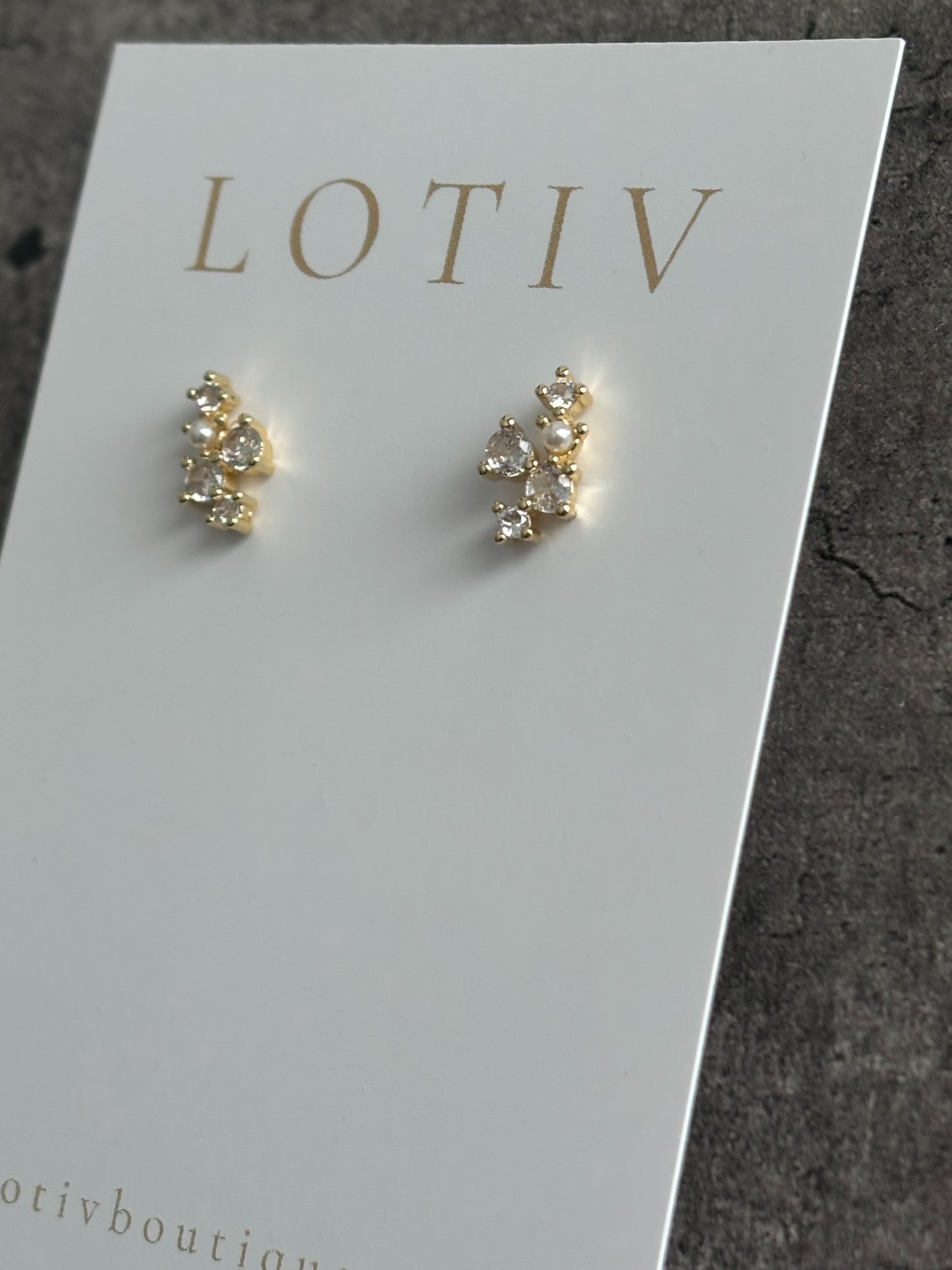 Sher Cluster Stud (Gold)