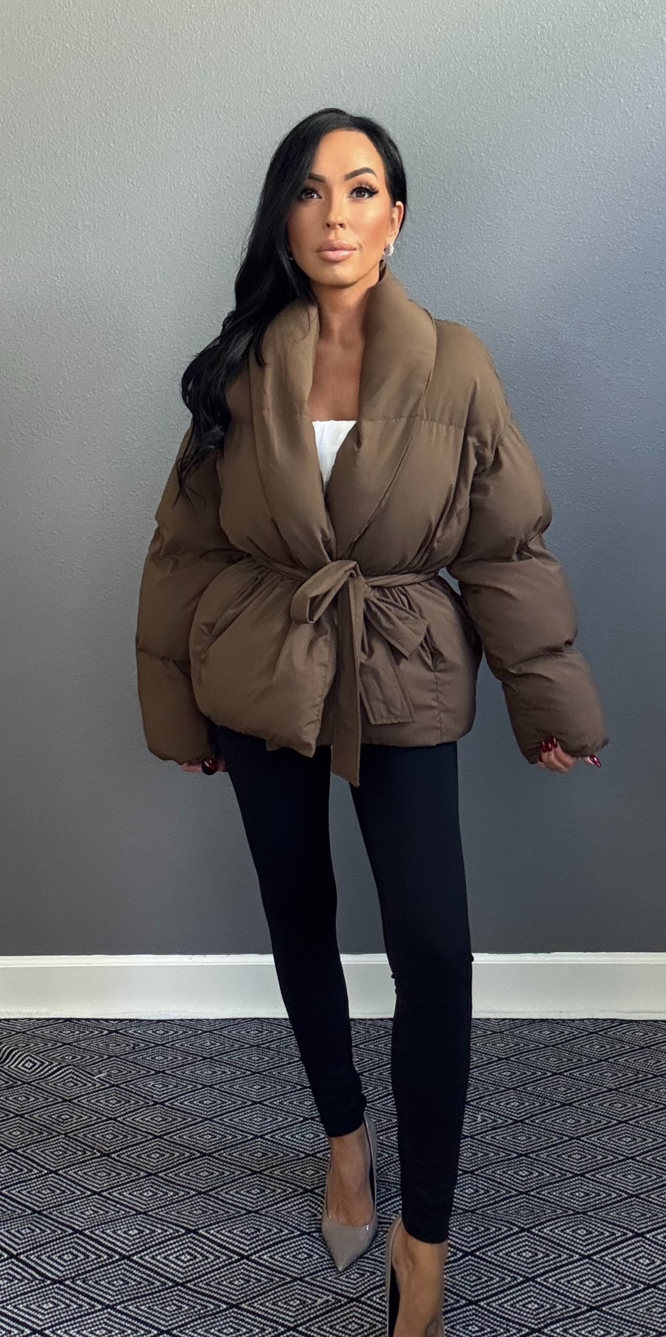 SOPHIA BELTED DOWN PUFFER COAT (BROWN)