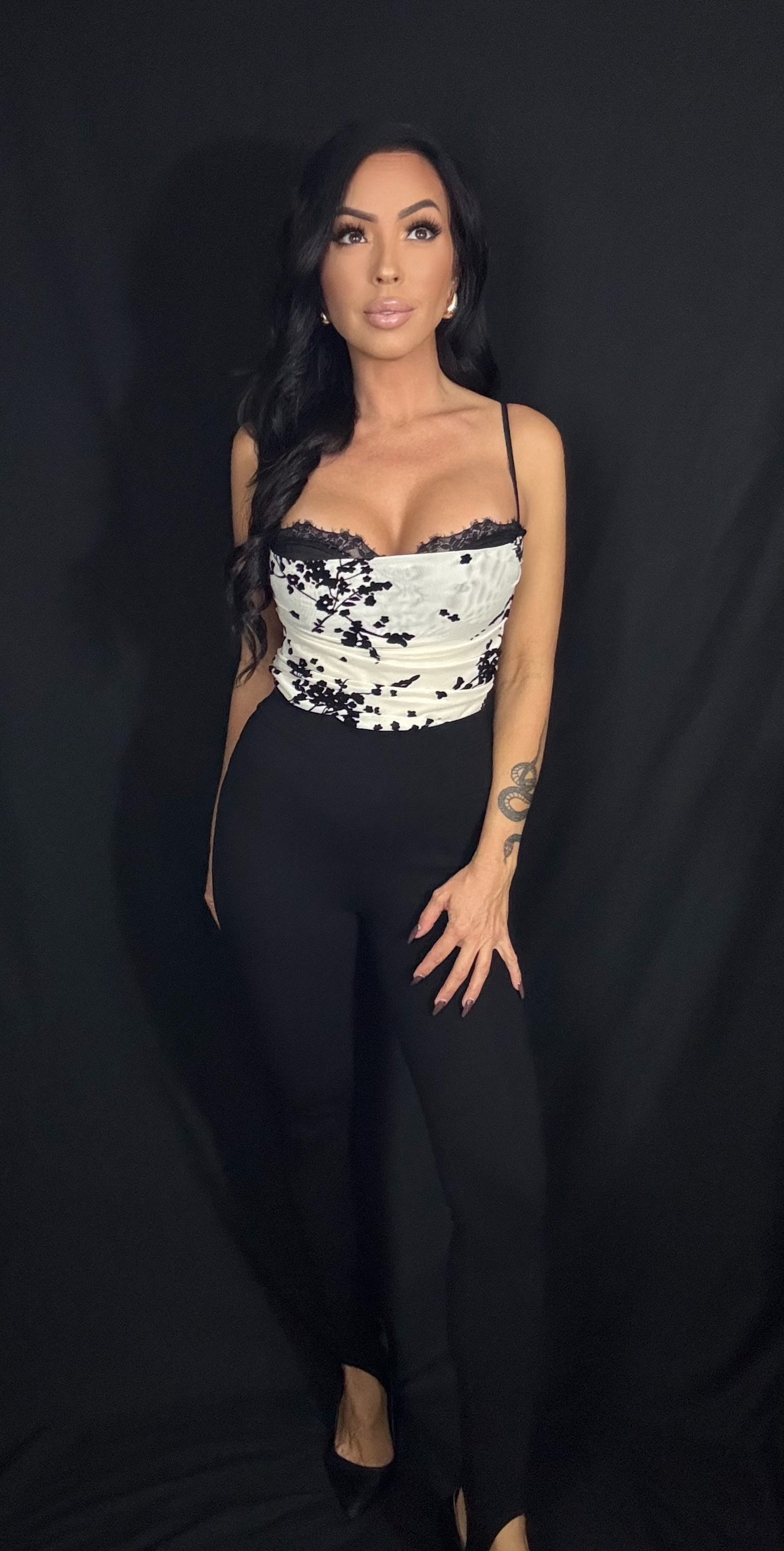 OPHELIA LACE FLORAL BODYSUIT (BLACK & NATURAL)