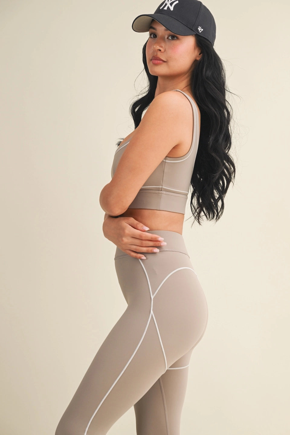 The Contrast Aligned Sports Leggings (Taupe)