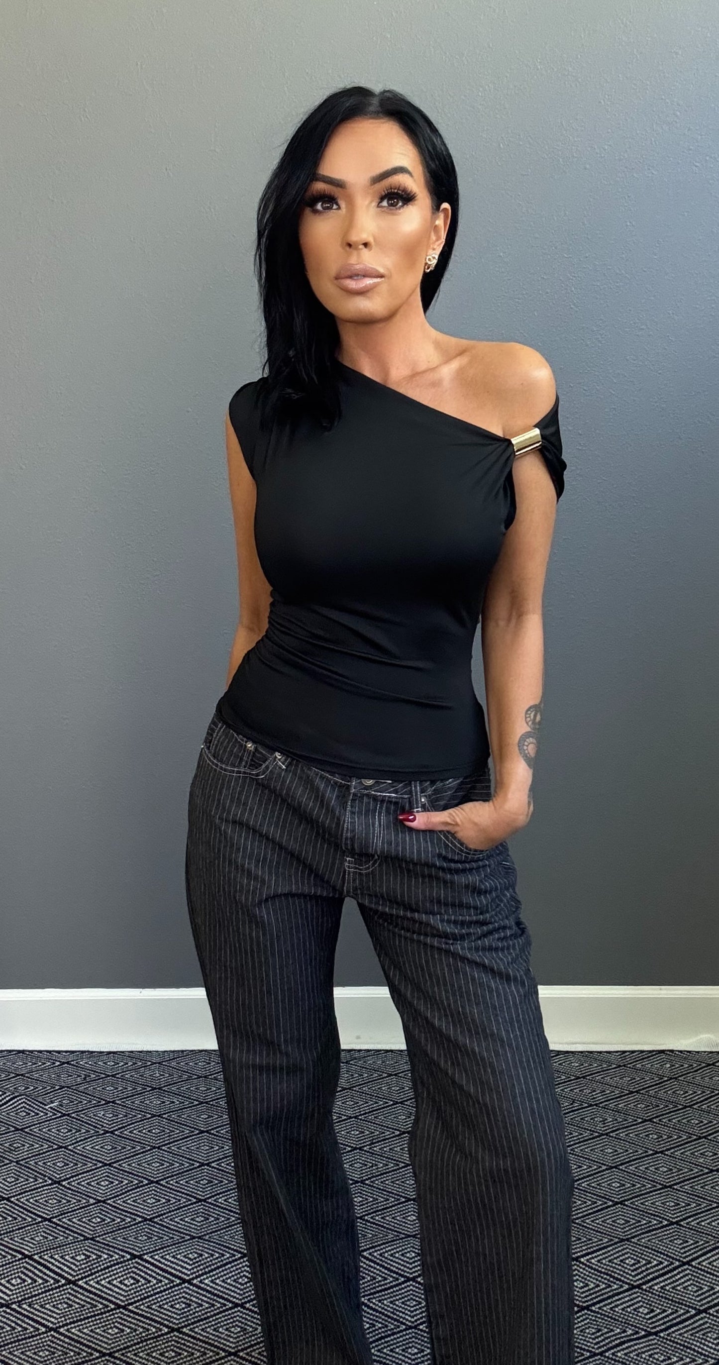 ABBY EMBELLISHED ASYMMETRICAL TOP (BLACK)