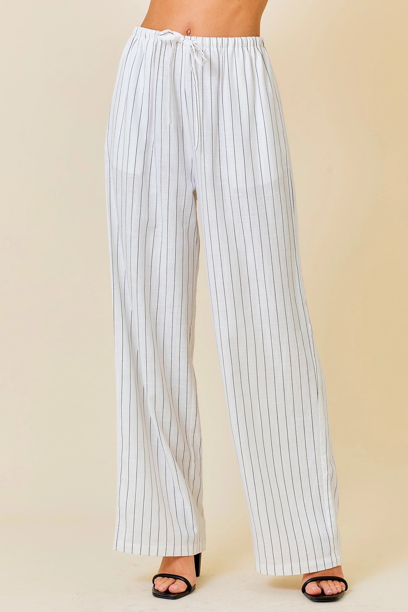 The Hamptons Striped Linen Set (White)