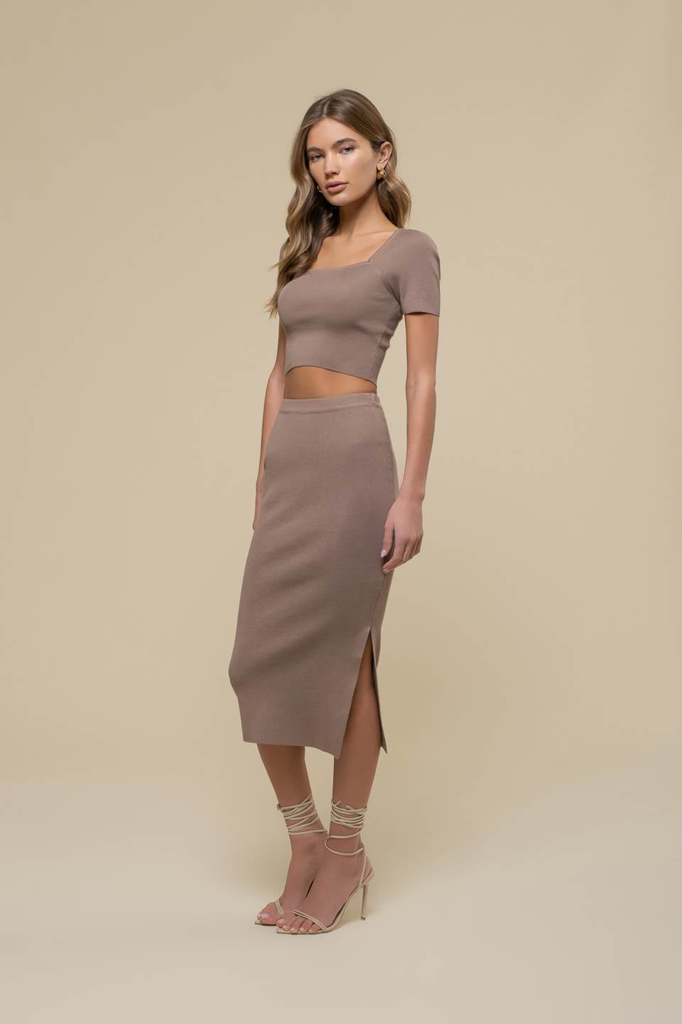 Helena Ribbed Sweater Knit Midi Skirt with Slit (Tan)