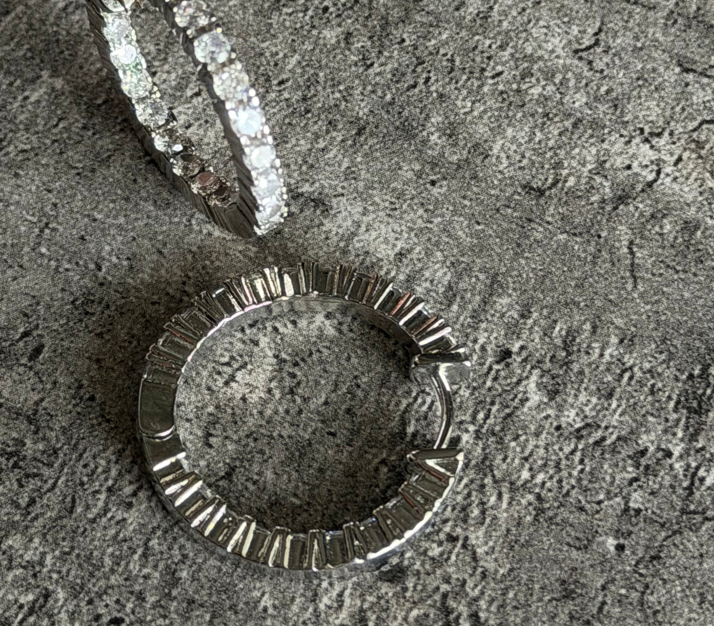 'You Remind Me' Rhinestone Hoop Earrings (Silver)