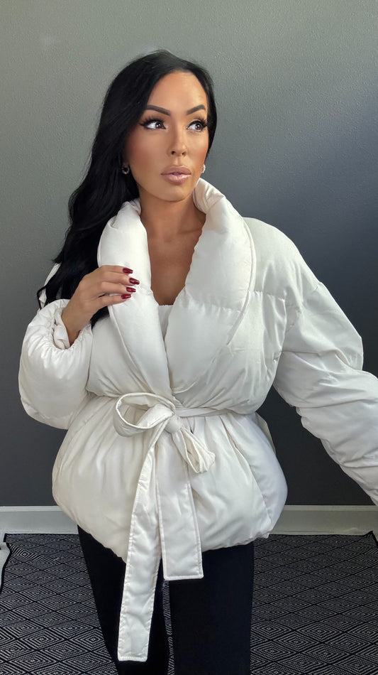 SOPHIA BELTED DOWN PUFFER COAT (IVORY)