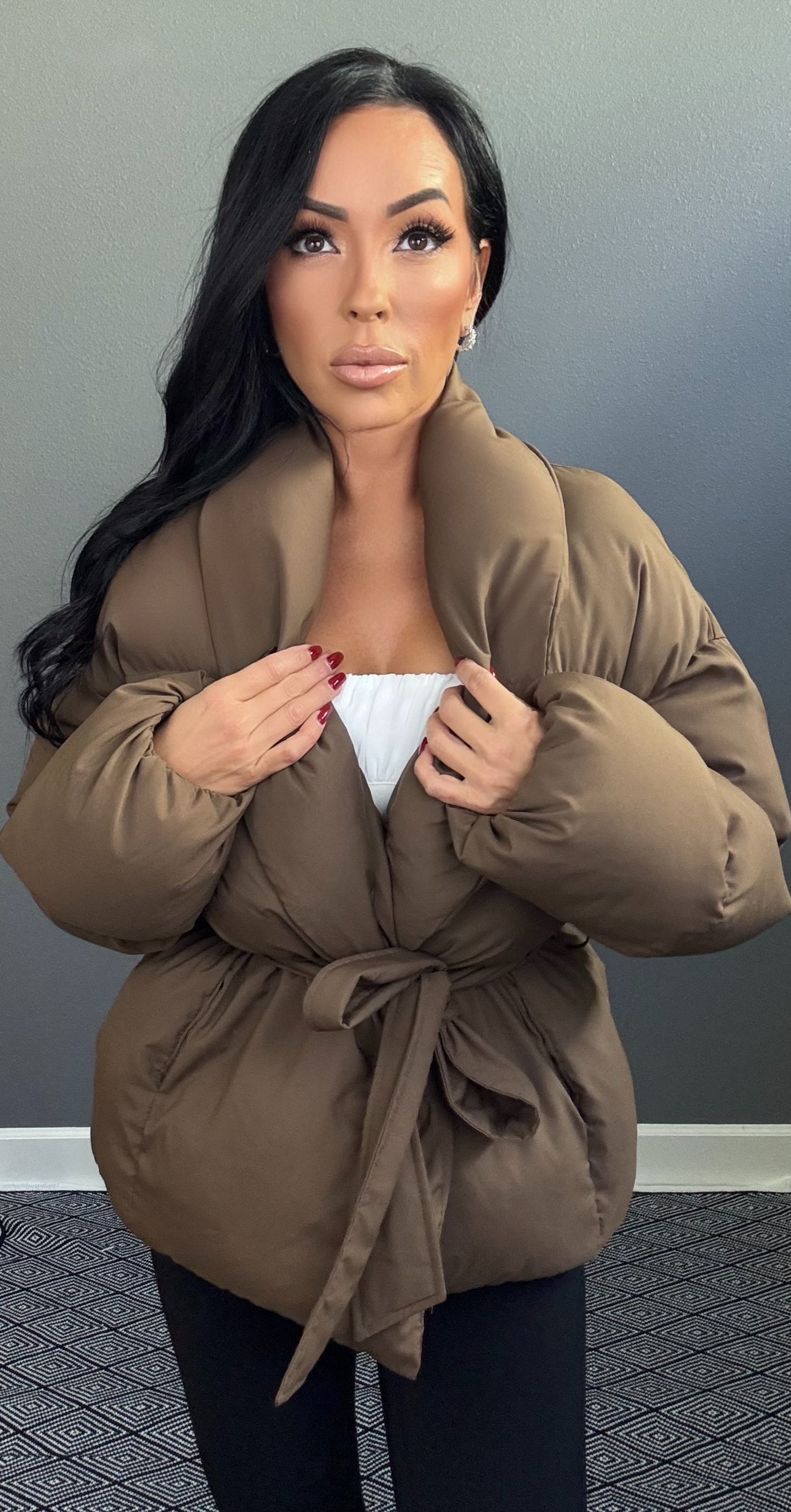 SOPHIA BELTED DOWN PUFFER COAT (BROWN)