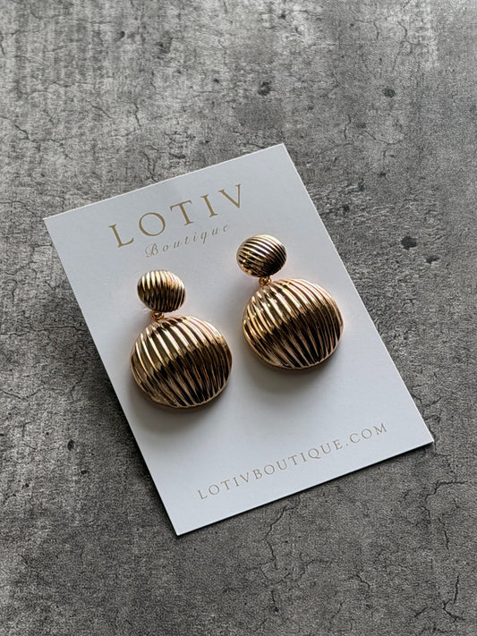 Lumi Ribbed Drop Earrings (Gold)