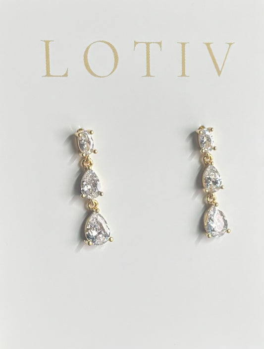 Charia Drop Earrings (Gold)