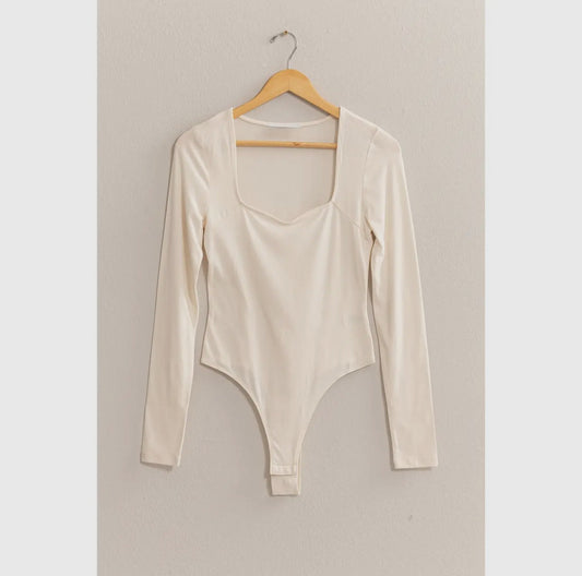 Kiana Sweetheart Bodysuit Top (Ivory)