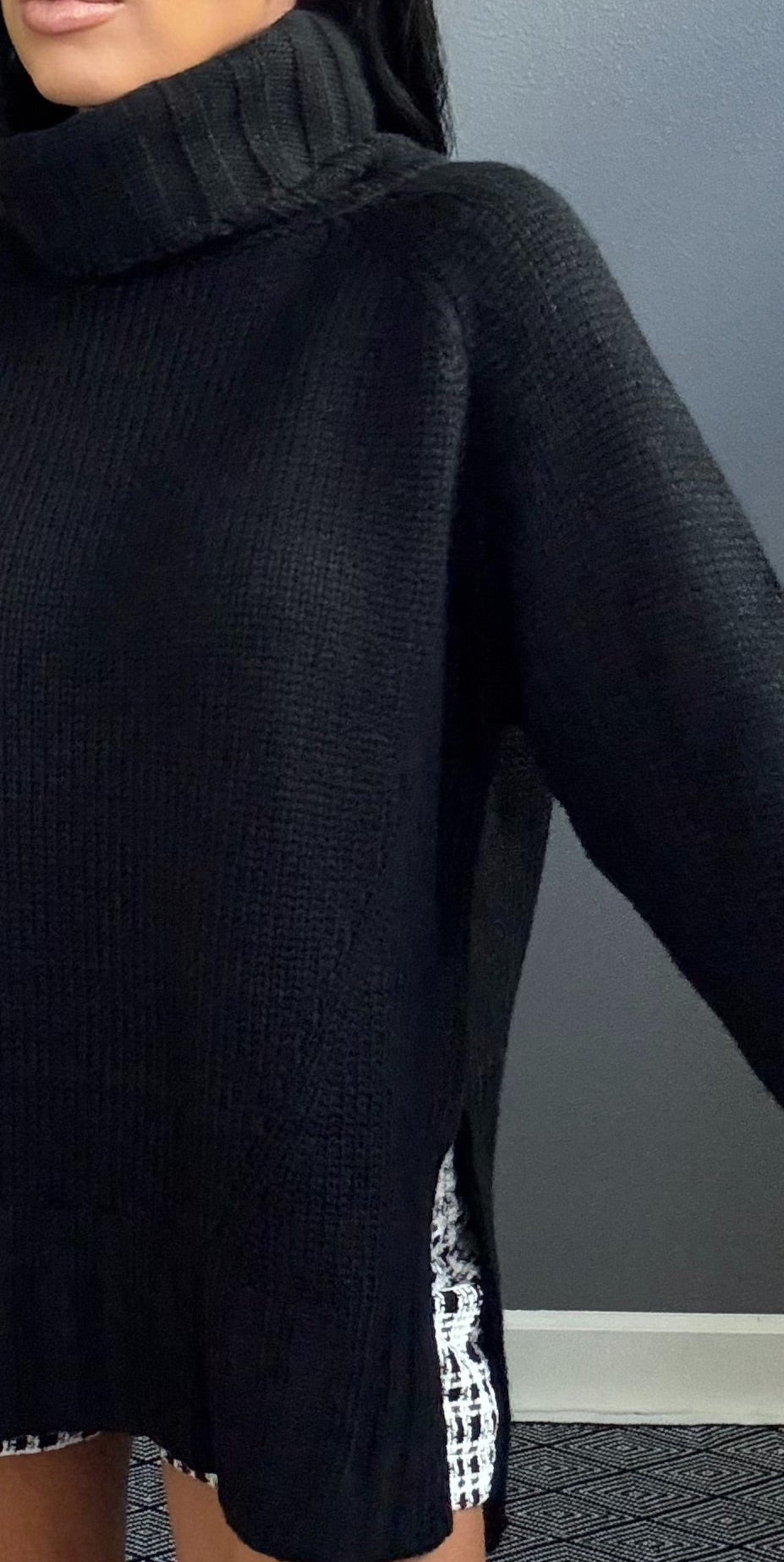 RINNA MOCK LONG SWEATER (BLACK)