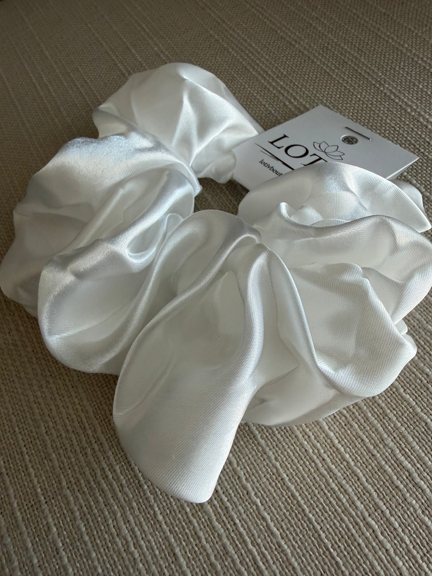 Satin Jumbo Scrunchie(Black or White)