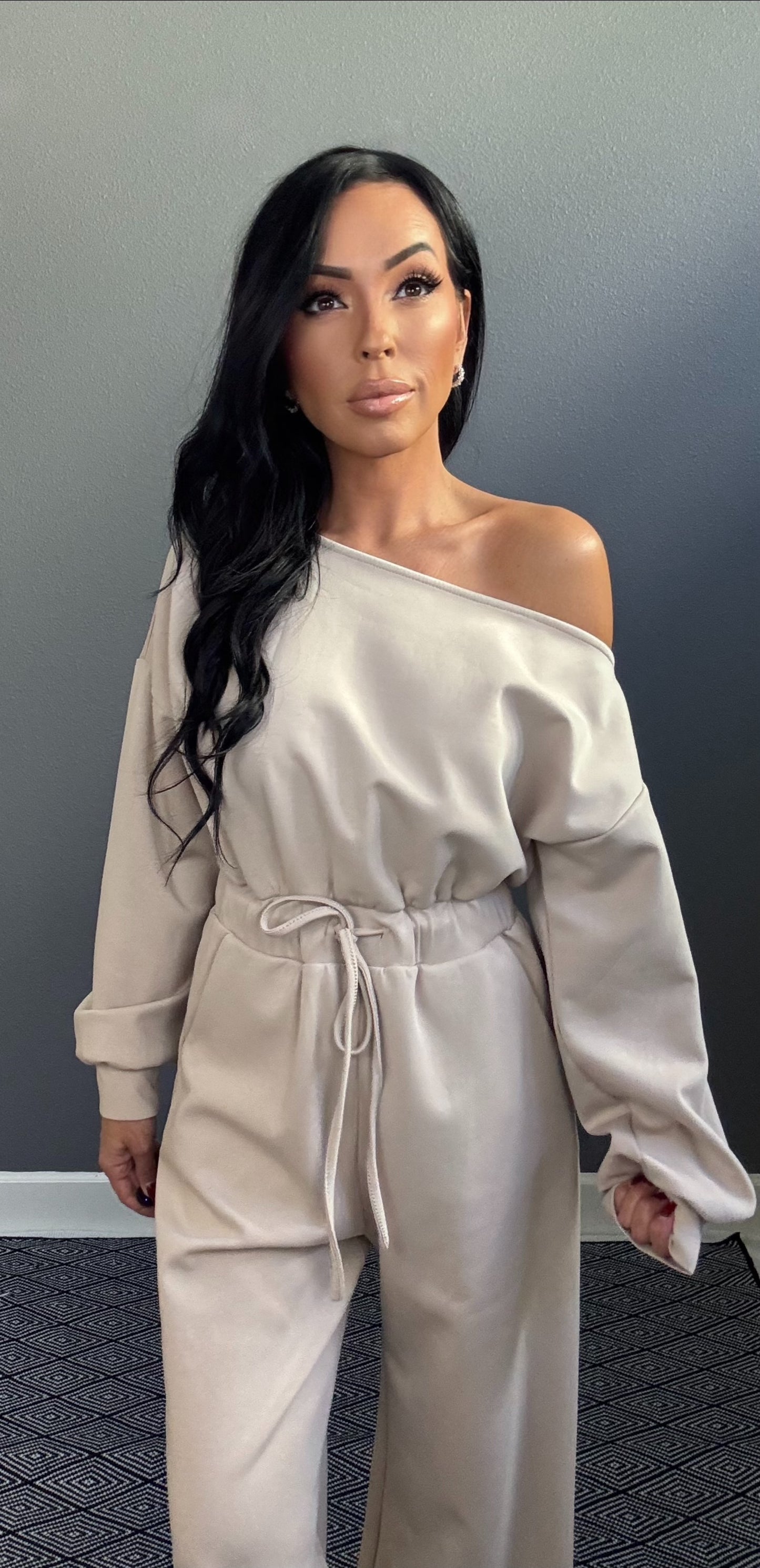 SCARLETT OFF SHOULDER LOUNGE JUMPSUIT (SAND)