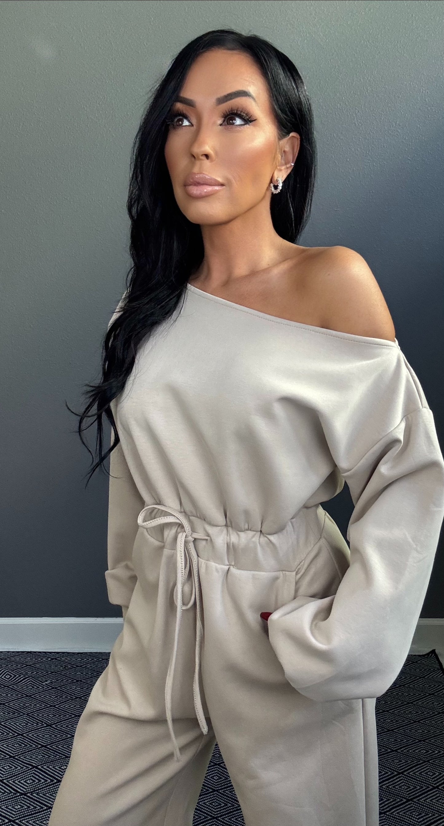 SCARLETT OFF SHOULDER LOUNGE JUMPSUIT (SAND)