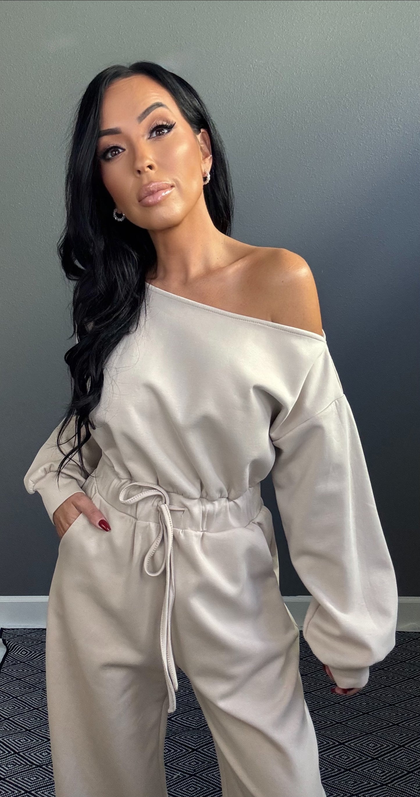 SCARLETT OFF SHOULDER LOUNGE JUMPSUIT (SAND)
