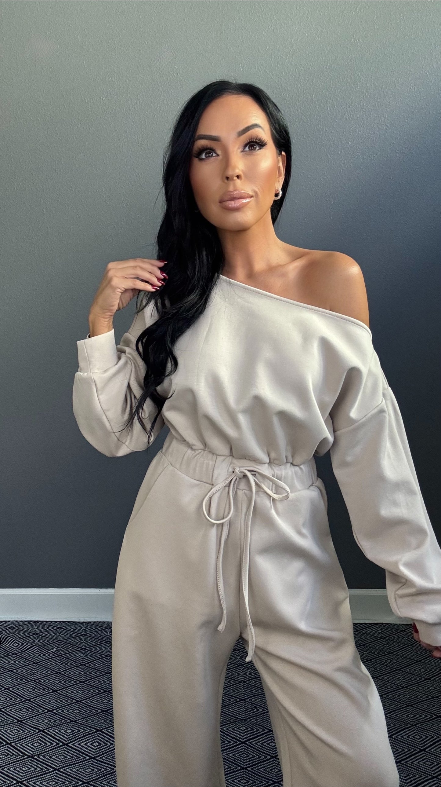 SCARLETT OFF SHOULDER LOUNGE JUMPSUIT (SAND)