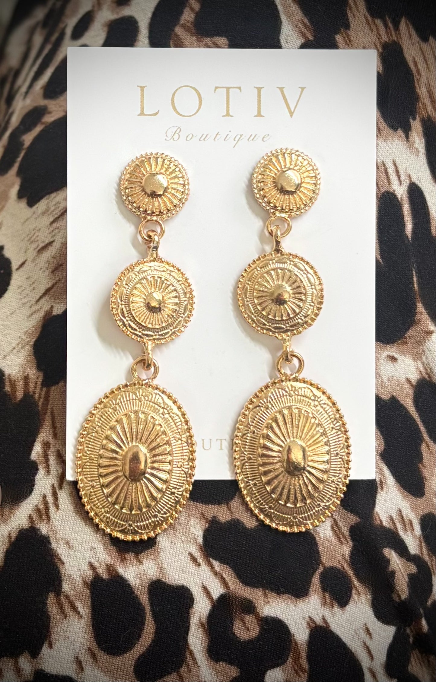 Coachella Tier Earrings (Gold)