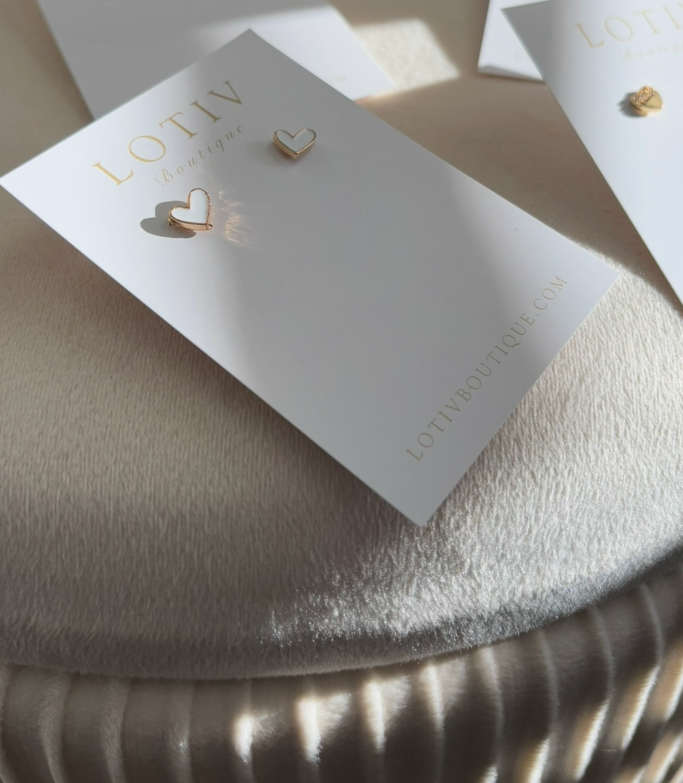 Lover Heart Earring Stud (White & Gold)