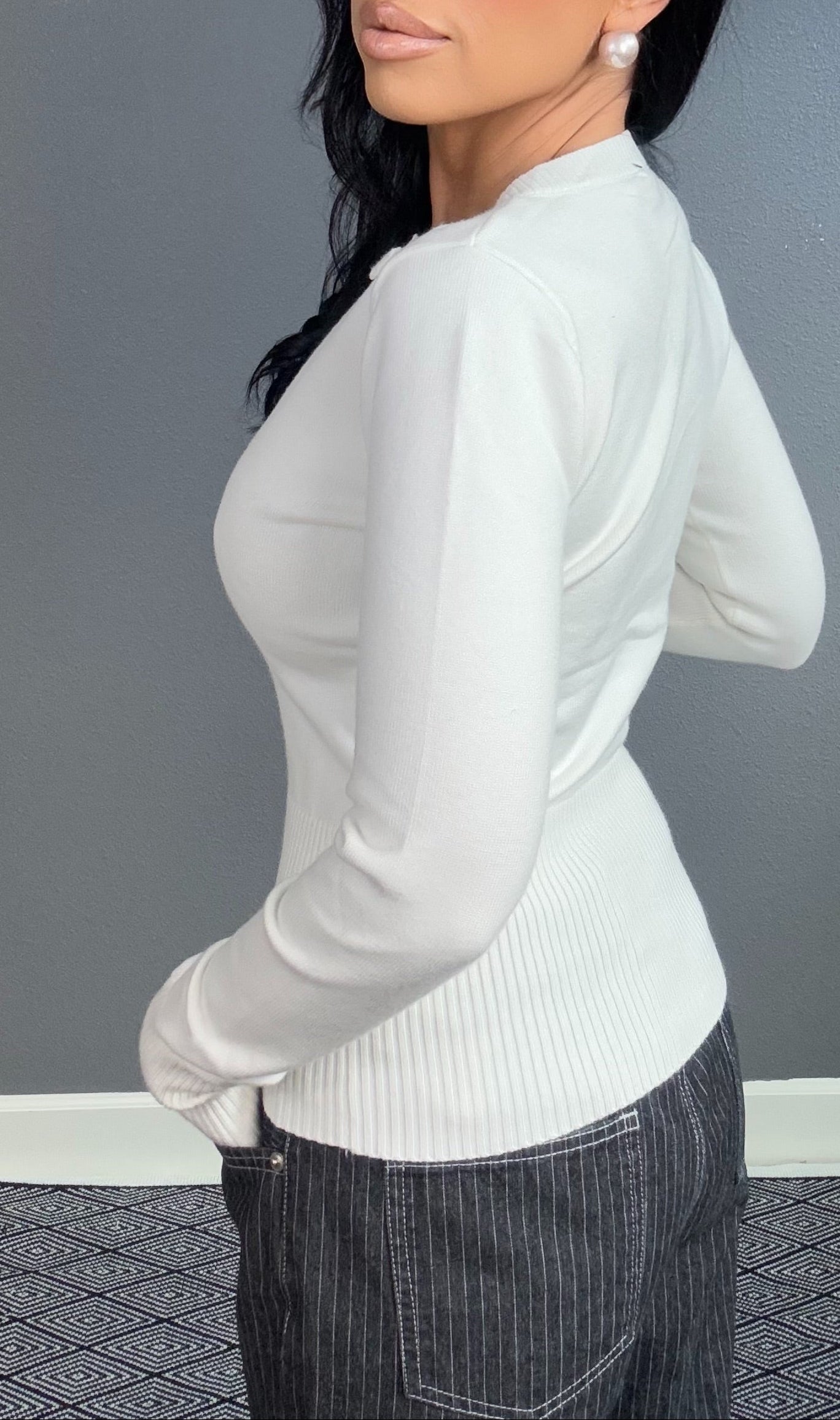 EMA FLOWER BUD KNIT CARDIGAN SWEATER (IVORY)