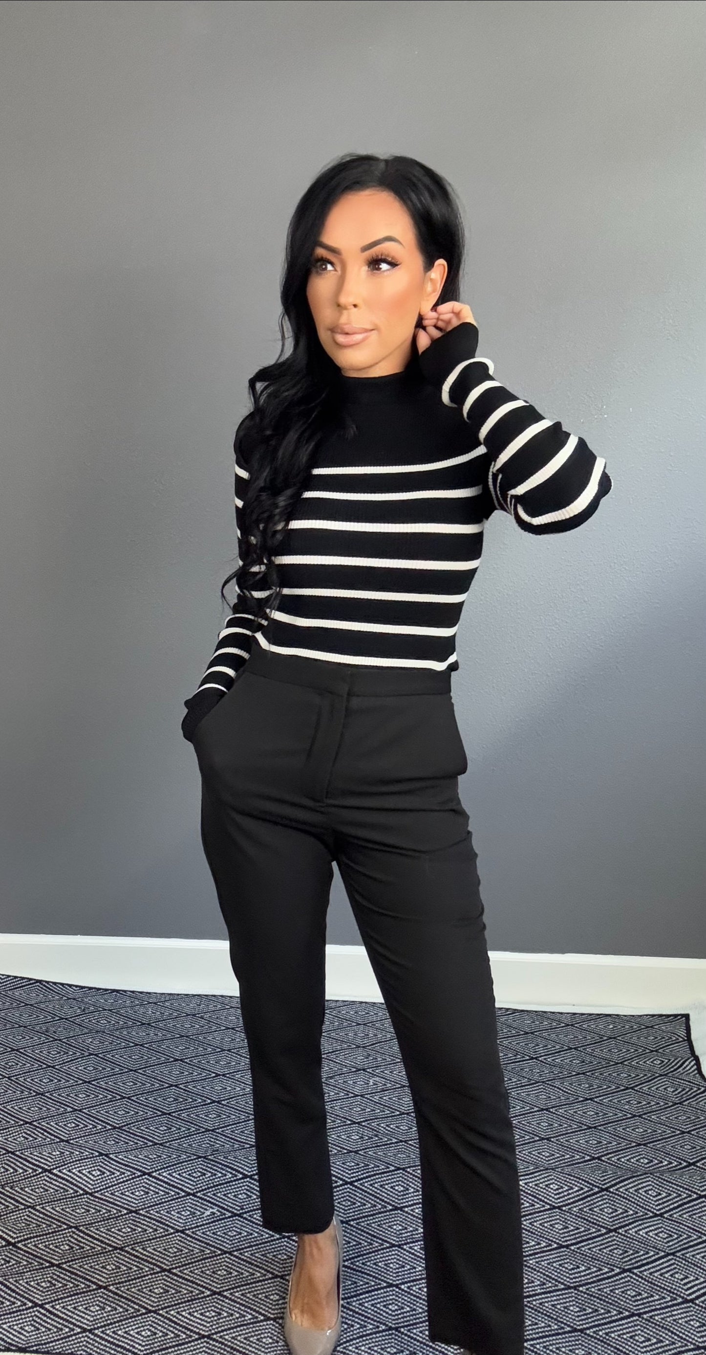 EMMELINE STRIPED MOCK NECK TOP (BLACK w/ CREAM)