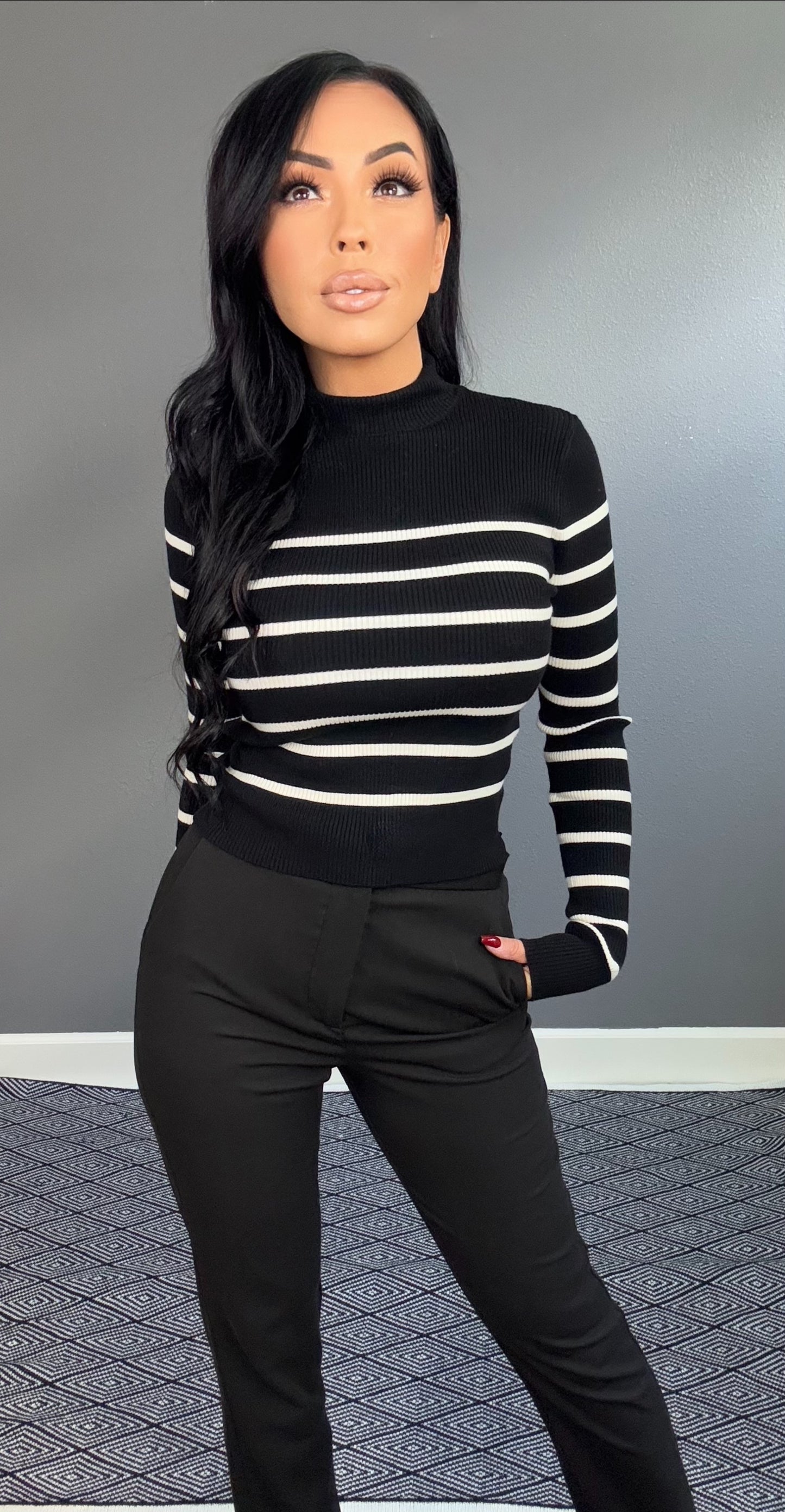 EMMELINE STRIPED MOCK NECK TOP (BLACK w/ CREAM)