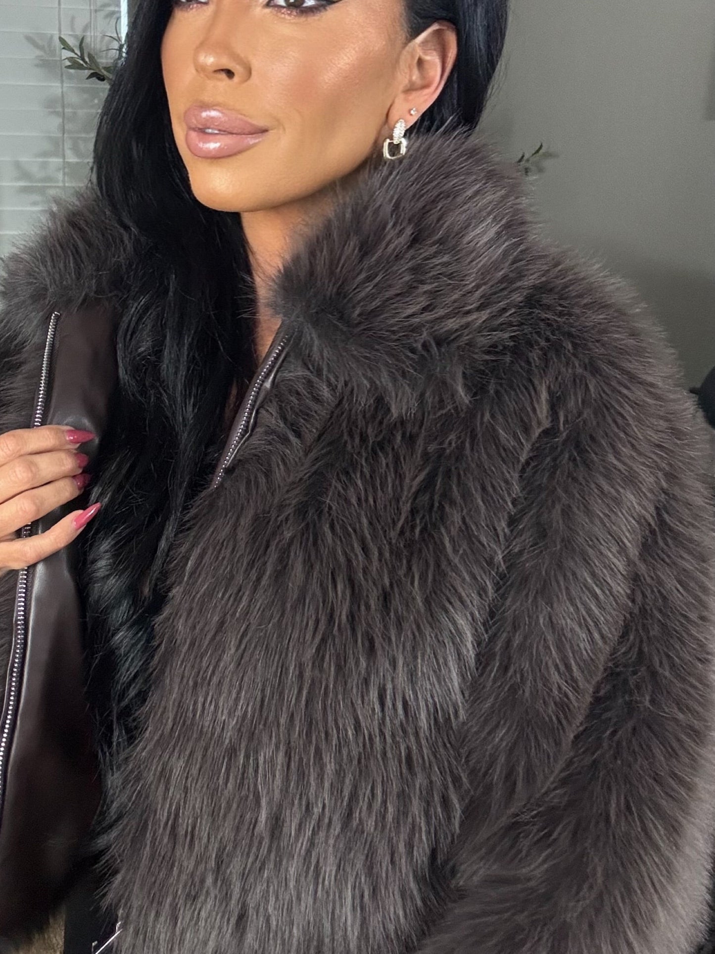 Lotiv Faux Fur Coat (Soft Chocolate Brown)