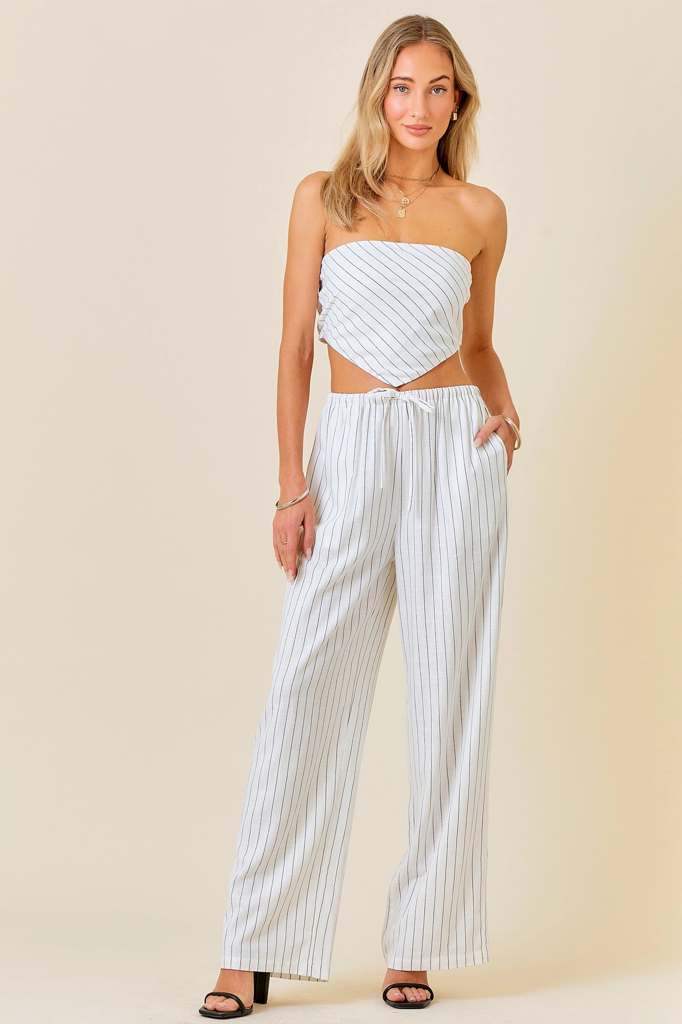 The Hamptons Striped Linen Set (White)